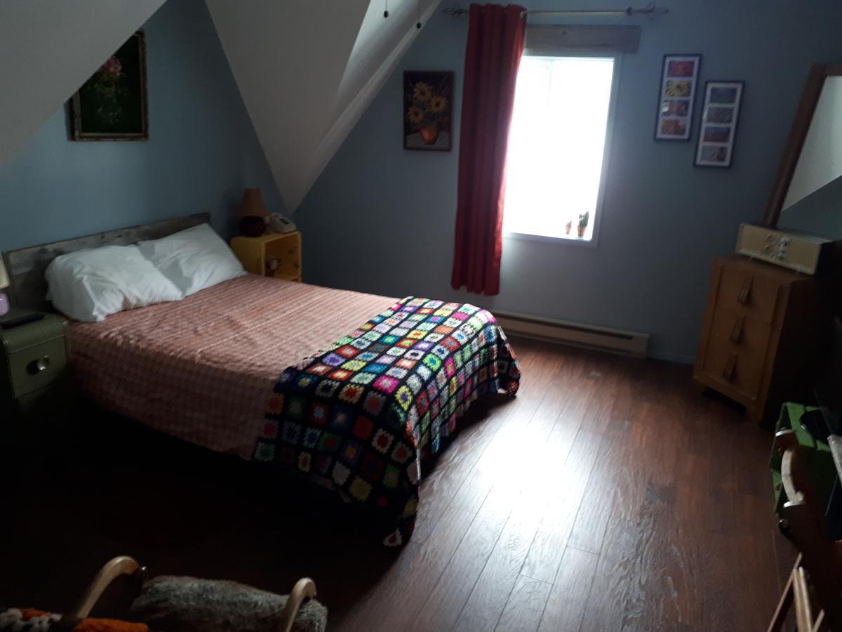 Hotel Au Vieux Bardeau Deschambault Esterno foto