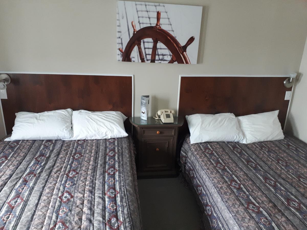 Hotel Au Vieux Bardeau Deschambault Esterno foto